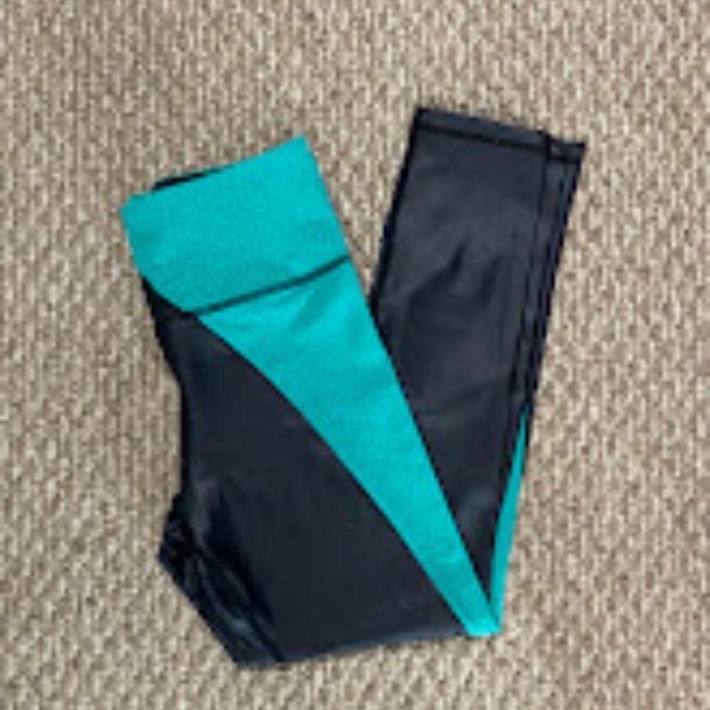 Zyia Active Jade River Stone Metallic Leggings